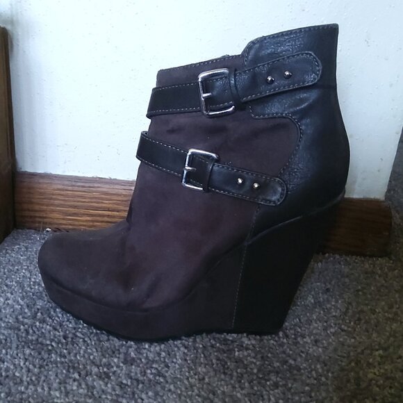 MOSSIMO BLACK SUEDE WEDGE PLATFORM BOOTS - Picture 1 of 6